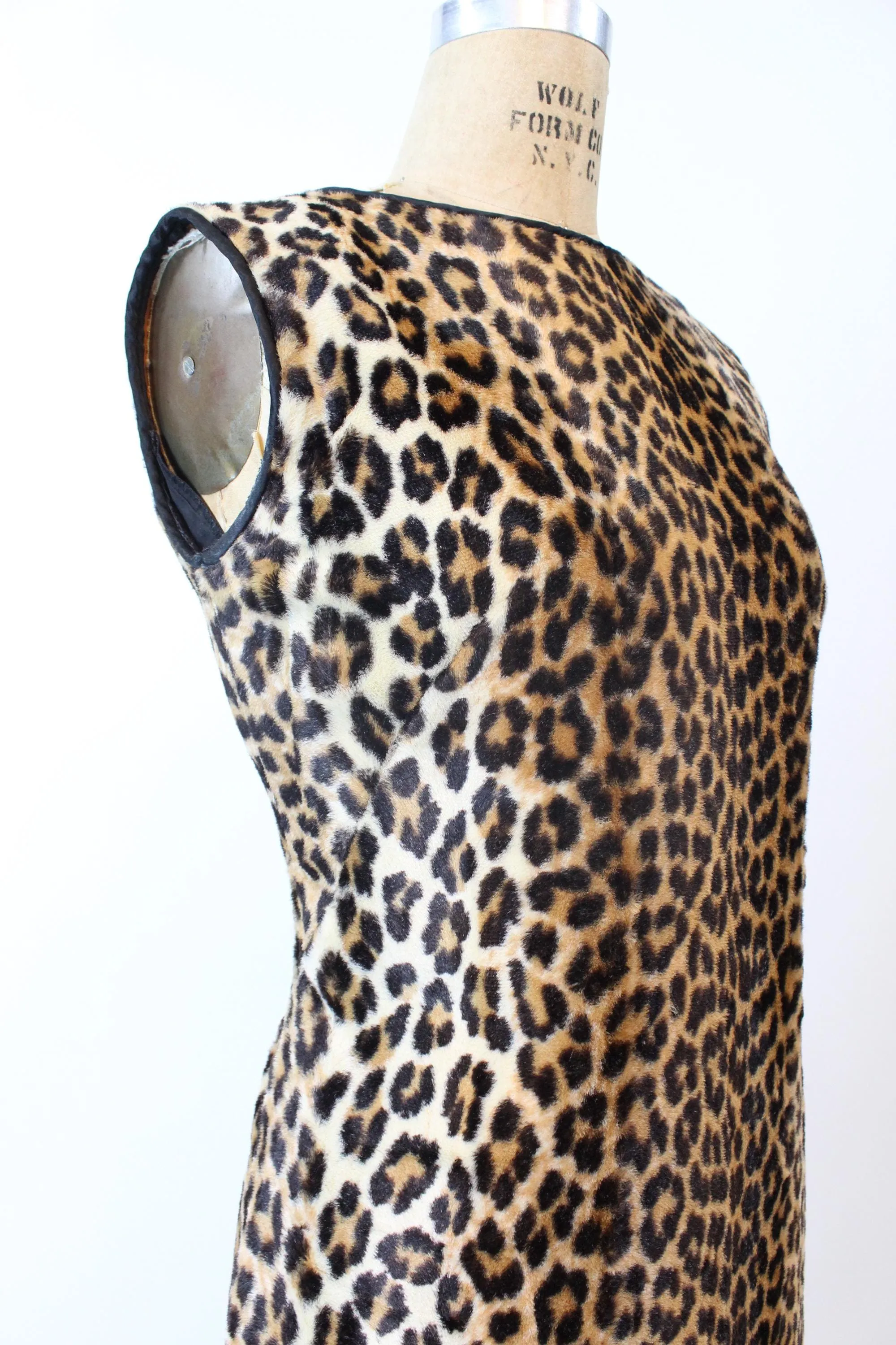 1960s LEOPARD faux fur shift dress medium | new fall winter