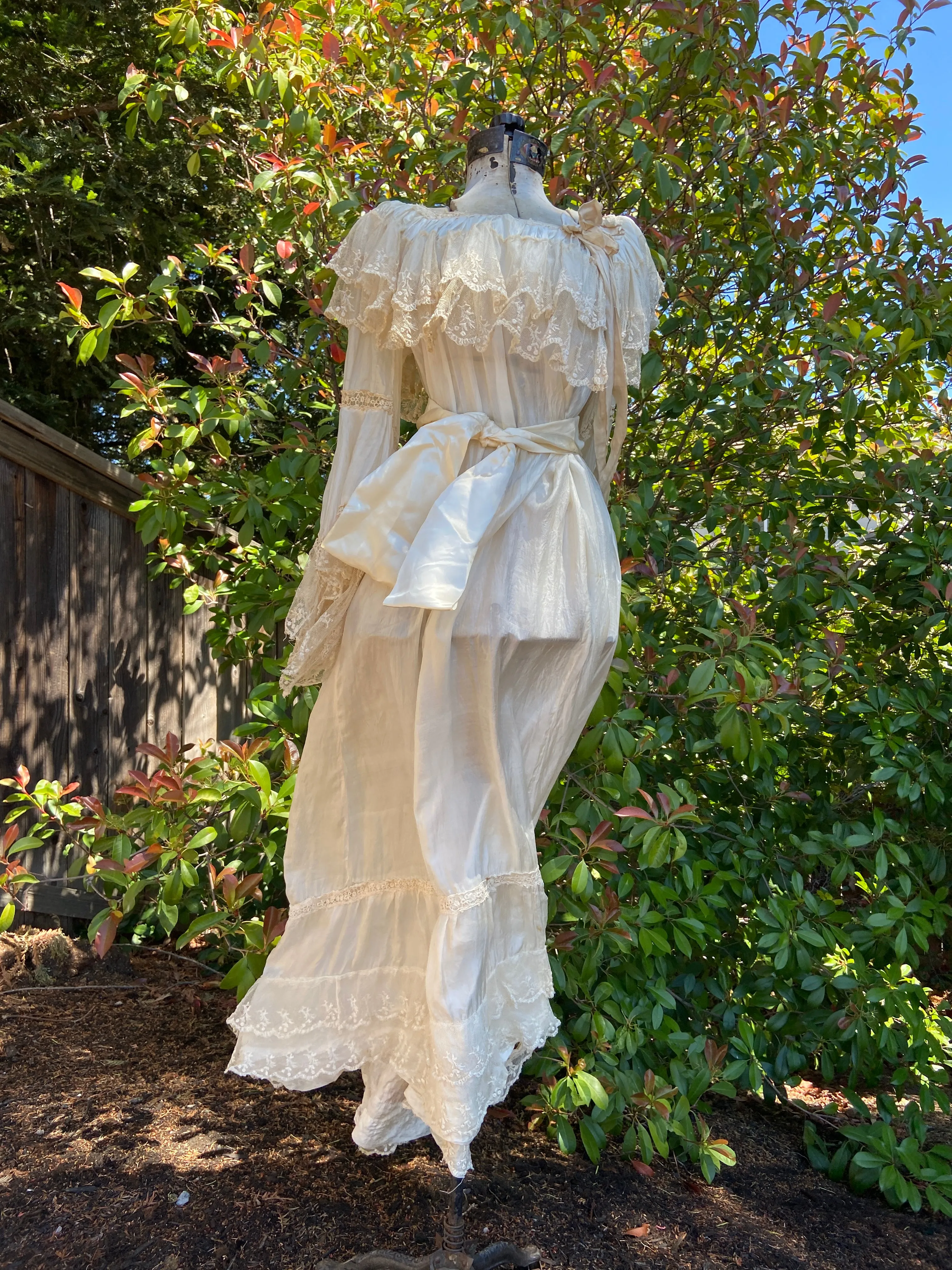 Antique Early 1900s Silk & Lace Empire Tea Gown