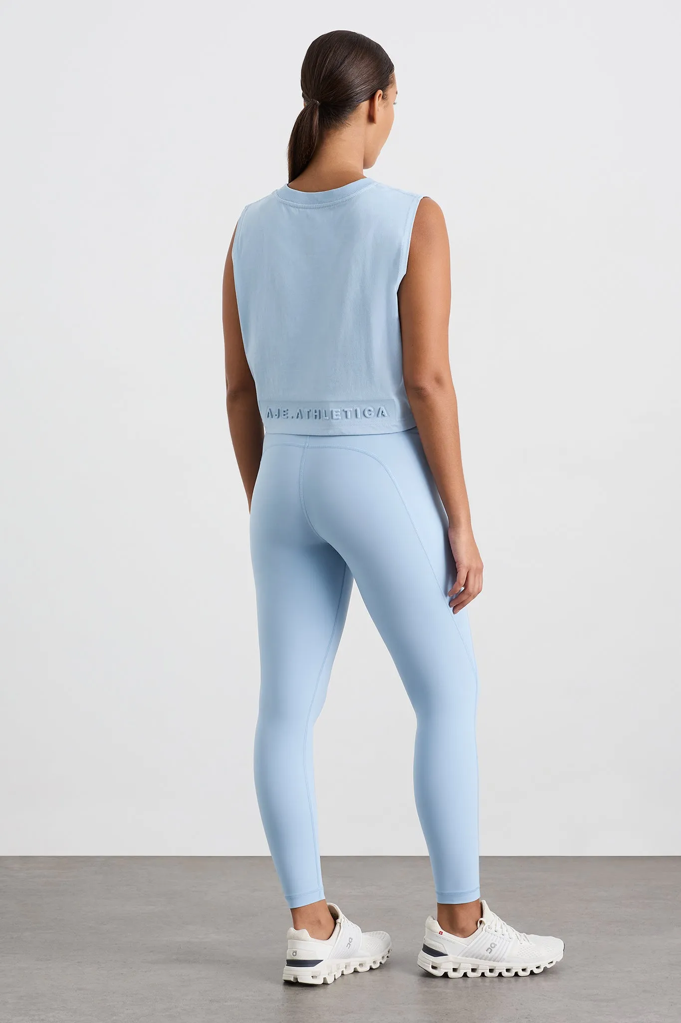 Cropped Logo Tank 106
