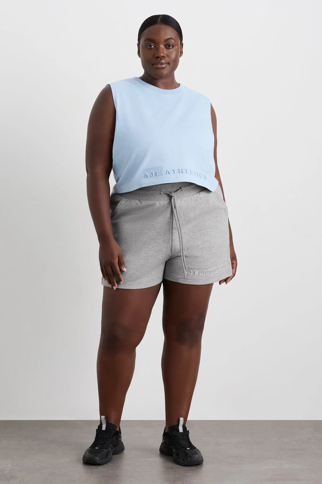 Cropped Logo Tank 106