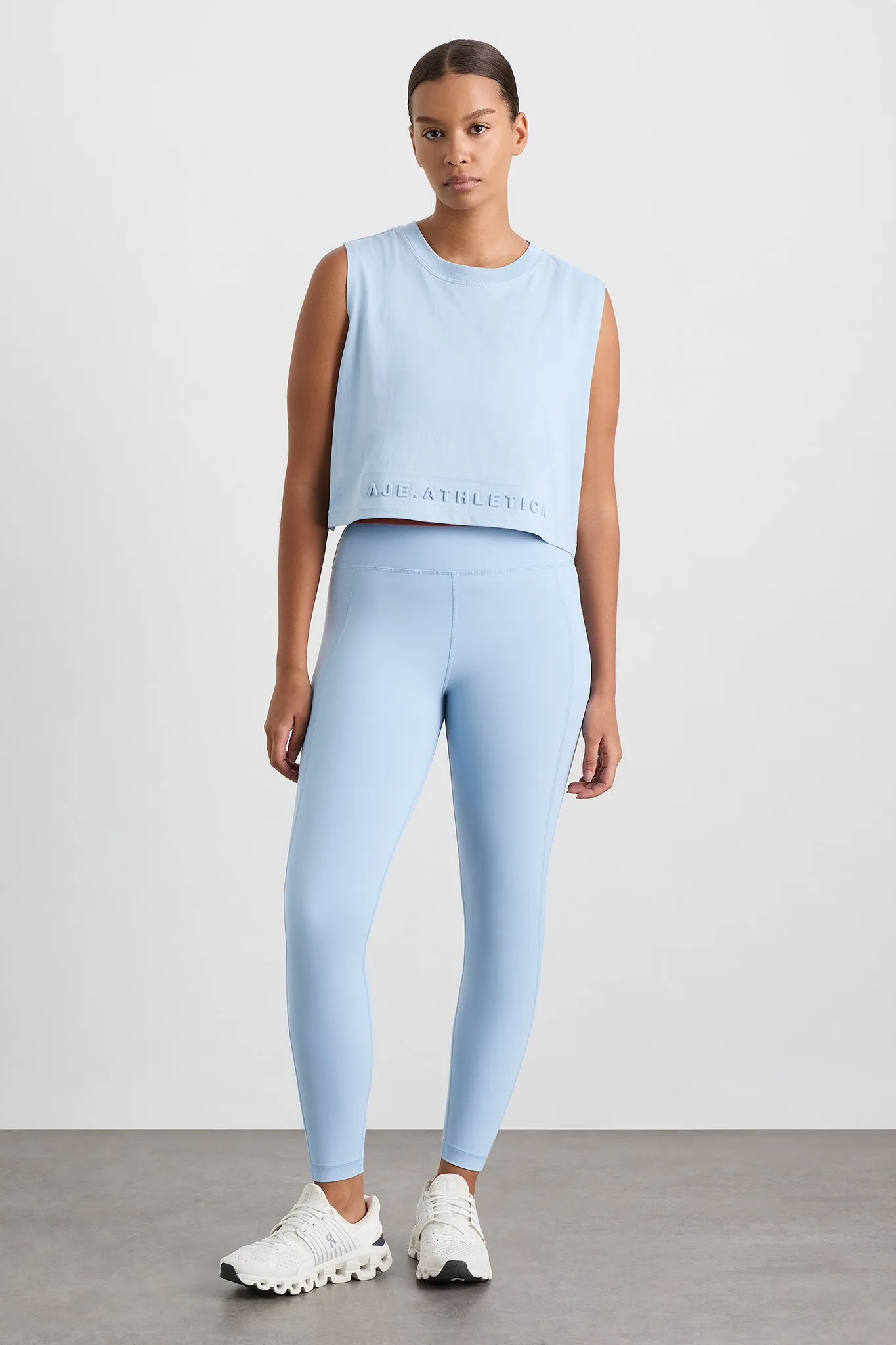 Cropped Logo Tank 106