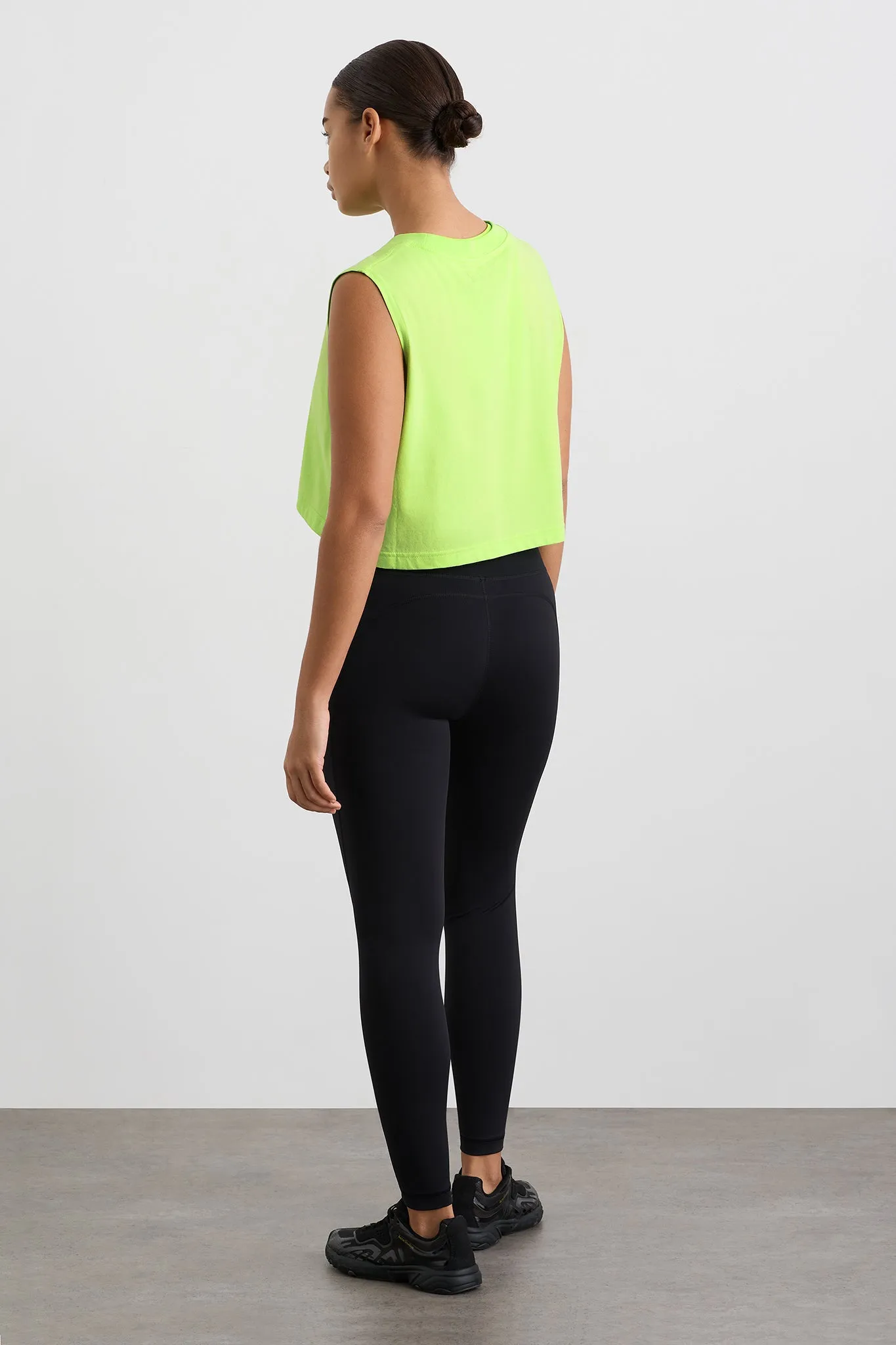 Cropped Tank 106