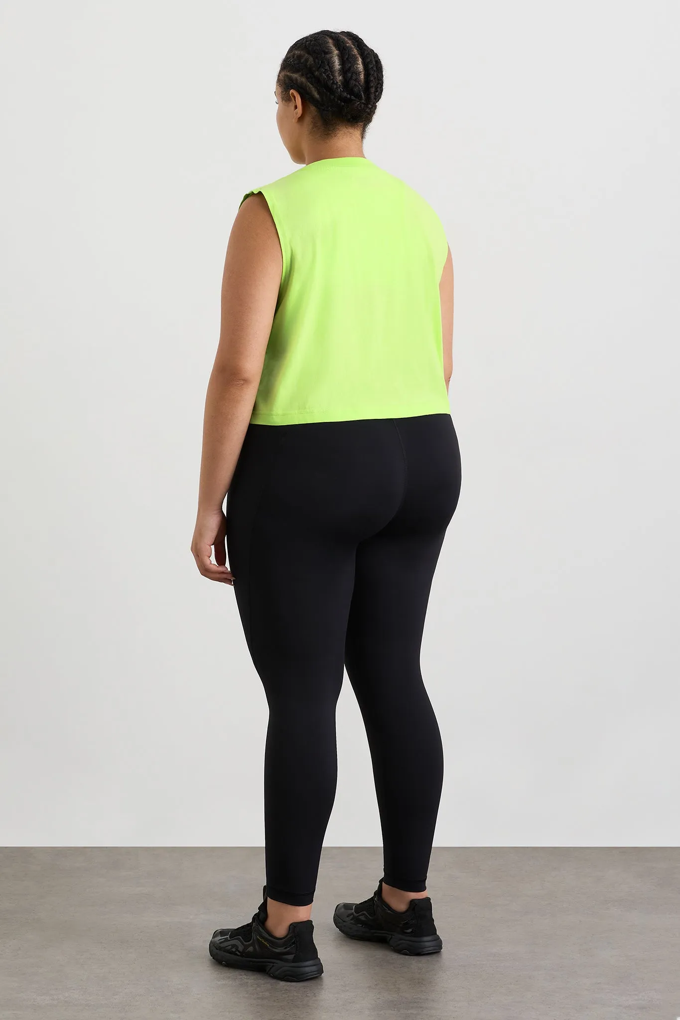 Cropped Tank 106