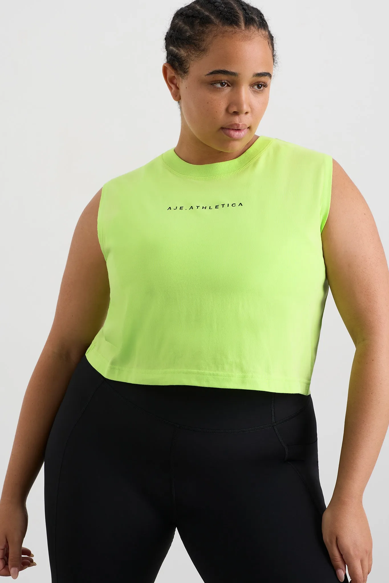 Cropped Tank 106