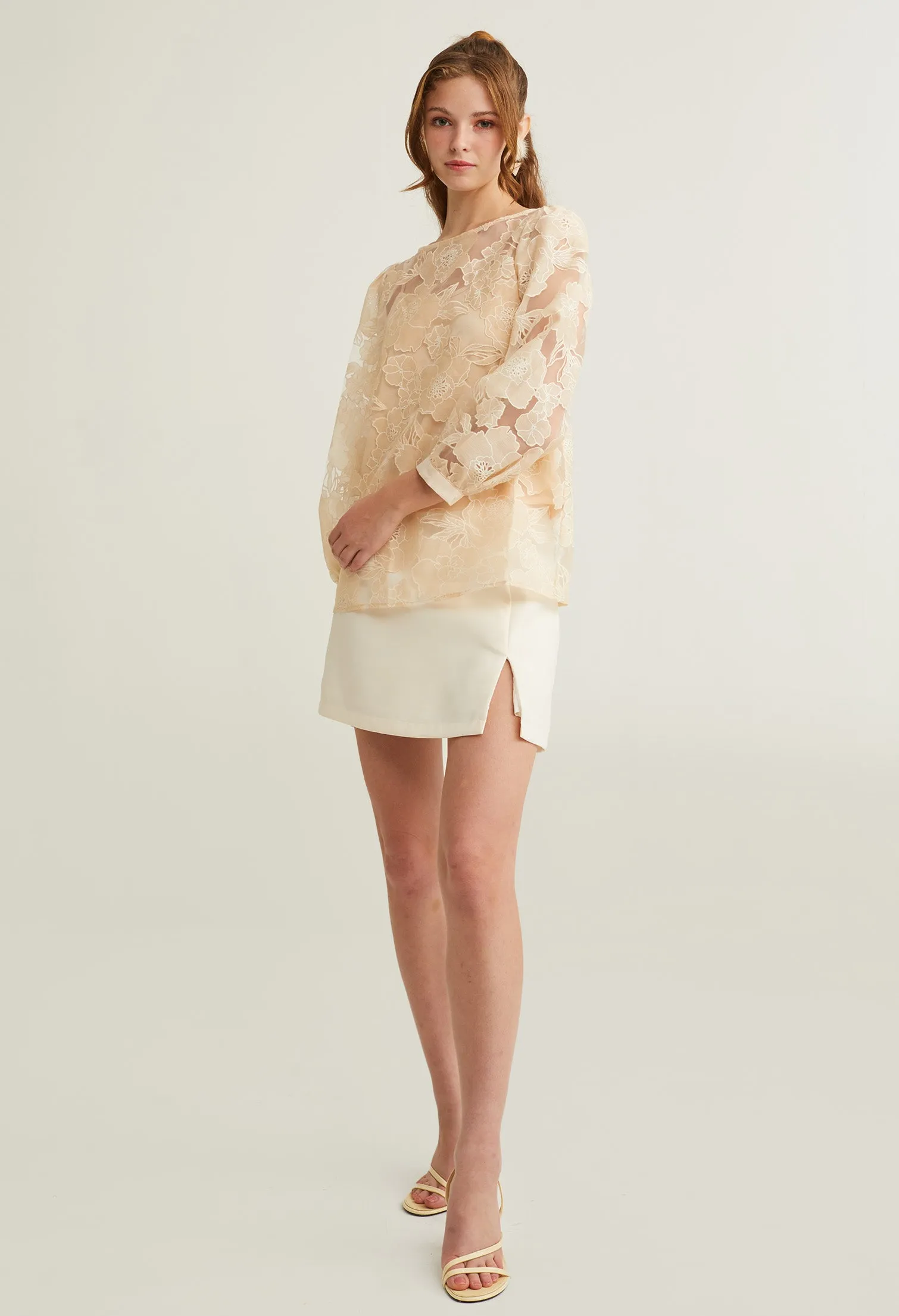 Floral Contrast Embossed Blouse