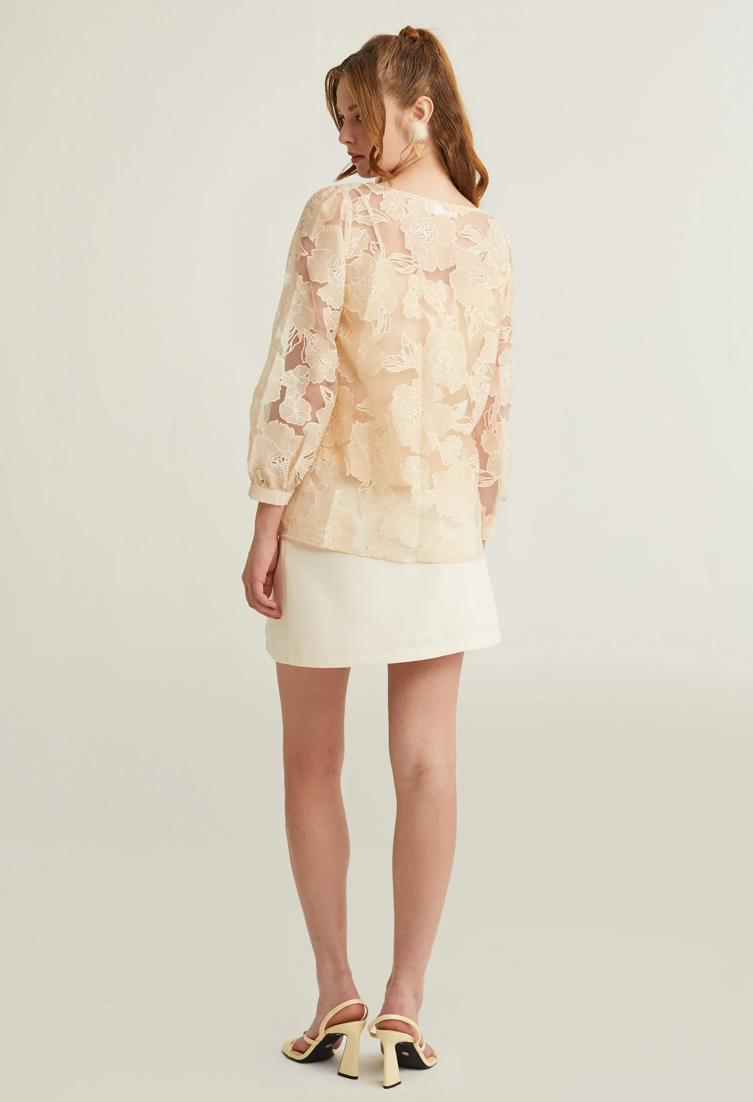 Floral Contrast Embossed Blouse