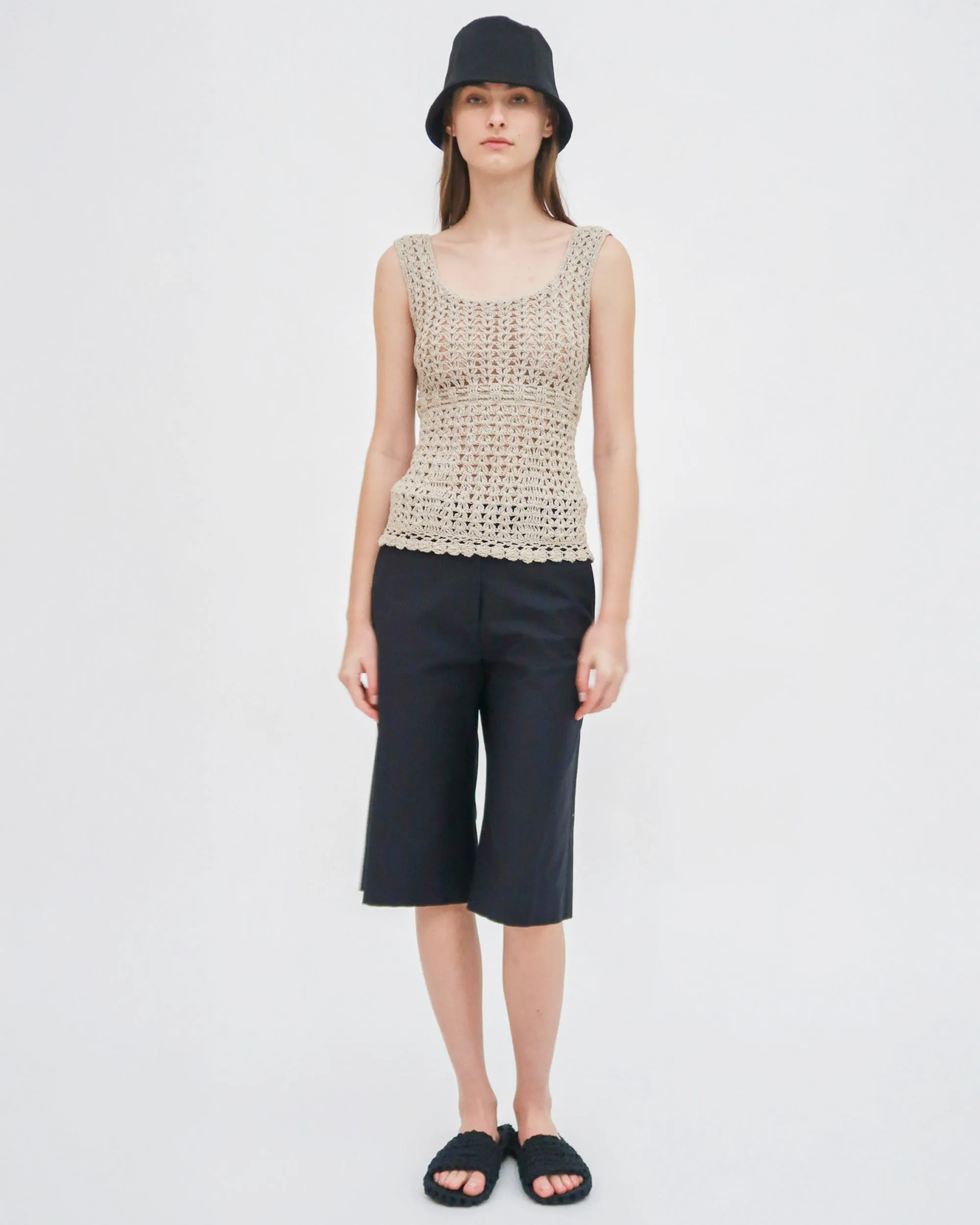 HAND CROCHET SQUARE NECK TANK