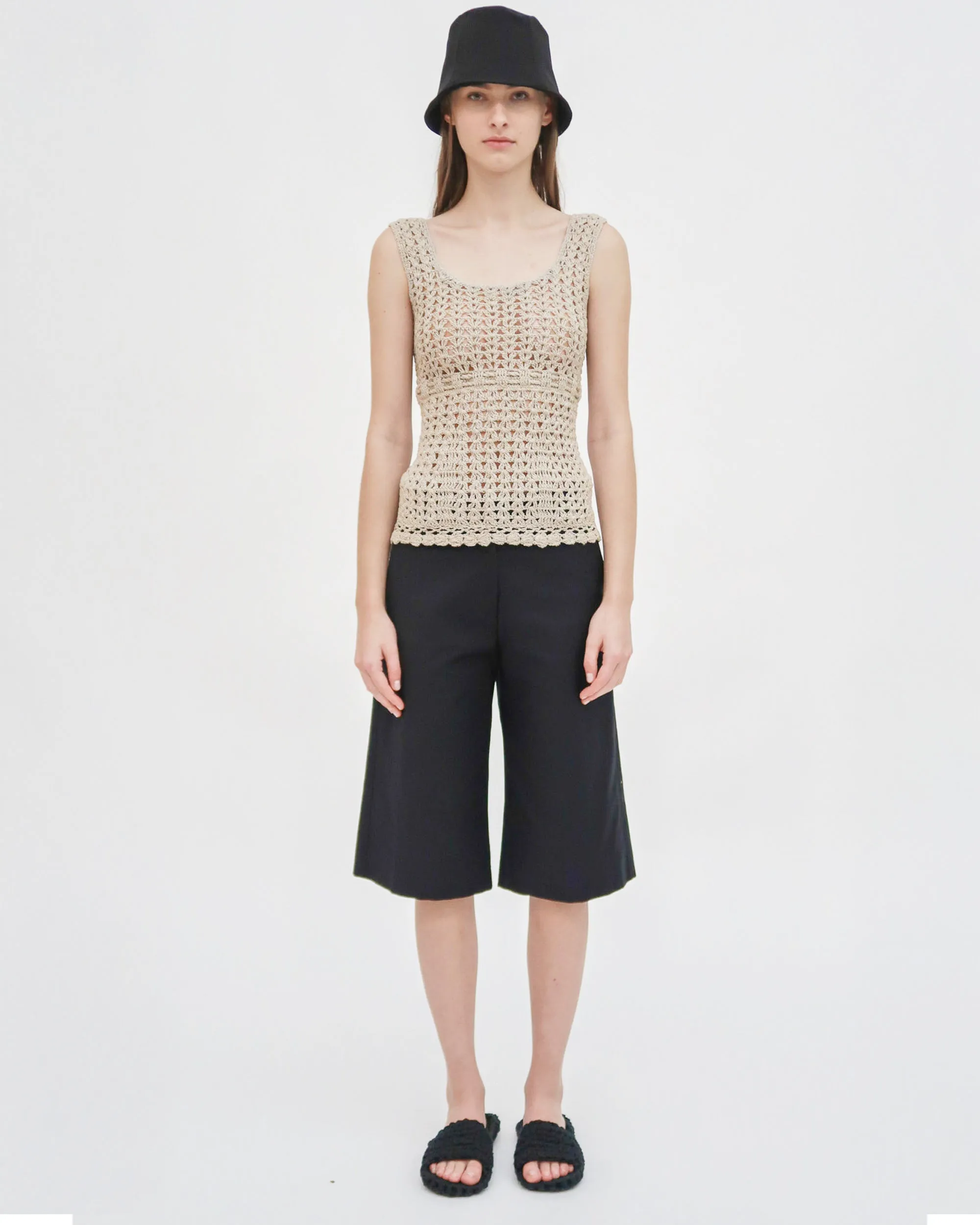 HAND CROCHET SQUARE NECK TANK