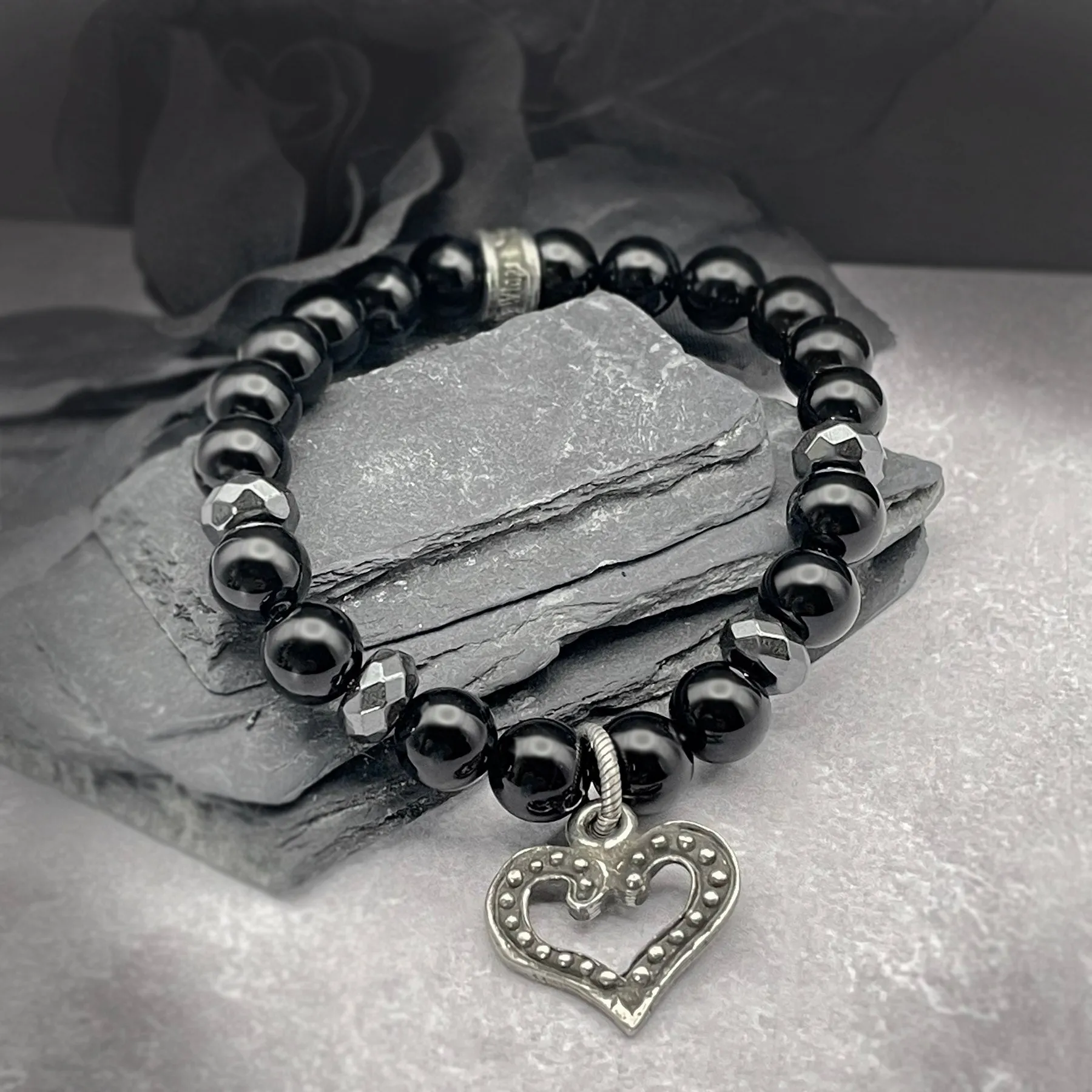 Heart Charm Beaded Bracelet Onyx